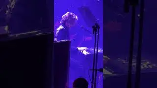 #BarryManilow performs at #CliveDavis Annual Grammy Nominee Gala ✨🤍
