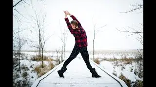 BRRR! 10 Minute Winter Warm Up Yoga Flow!