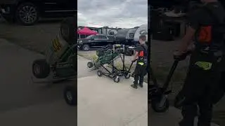 New Streeter Super Stand Electric Kart Stand