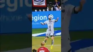 #месси Месси через себя гол