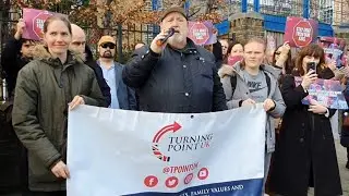 Ex Grennadier Guard Veteran Speaks At The Honor Oak Pub Protest