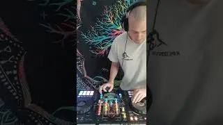 HARDCORE SCRATCHING! #scratchdj #uk #dj #ukbounce #bounce #scratch