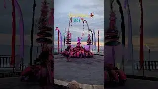 Kecak dance 💃🏻 | uluwatu temple 🛕 #travelcouple #bali #kecakdance #uluwatubeach