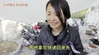 广东靓女摩旅中国，骑行小姐姐在大理古城被小伙邀请到客栈做客【浪人俊歌】