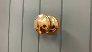Two Tier Polished Brass Centre Door Knob