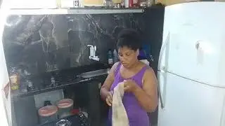 MEU 1 VÍDEO LIMPANDO A COZINHA