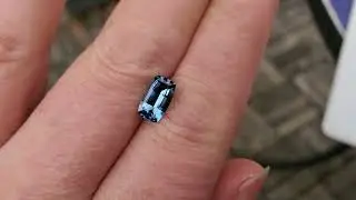 Teal blue Tanzanite, 1.4 carats