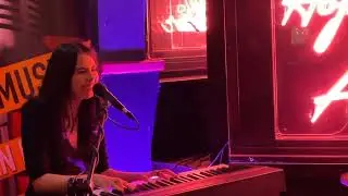 Creep (Radiohead) | A stunning performance by 16 year old Olivia Malbon