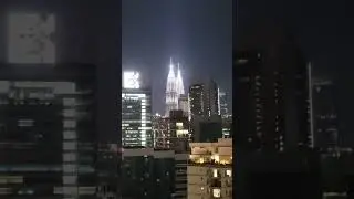 NIGHT VIEW DE LA ETAJUL 24 - KUALA LUMPUR 