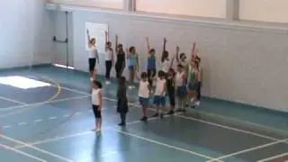 Ginastica Artistica e Acrobatica na Escola Matilde Rosa Araujo