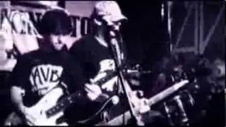 Muzzarelas -  Speed Metal Girl (AVB Tour)