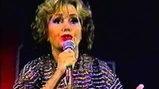 AMÁLIA RODRIGUES - FADINHO SERRANO