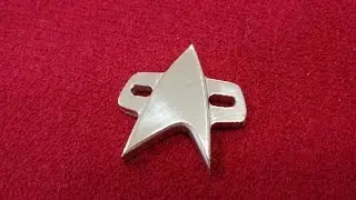 Star Trek Voyager communication badge