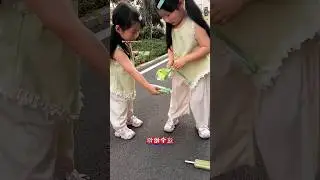 🍦😂 Twins&rsquo; Ice Cream Prank on Dad! | Cutest Funny Story Ever 👧👧✨