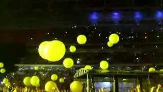 Yellow - Coldplay London 19 September 2009