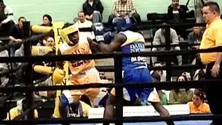 YAATAE TURNER / RAY WILBURG : 2017 DAILY NEWS GOLDEN GLOVES : 152 lb. novice ..3 rounds
