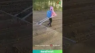 This Farmer's Spraying Rig is Low-Key Satisfying Tho 🤔💦 #farming #oddlysatisfying #gadget