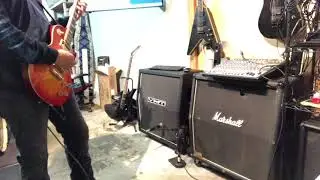 Speaker Cab Shootout: Marshall 1960 Lead vs VHT Fatbottom 412 with VHT Sig:X