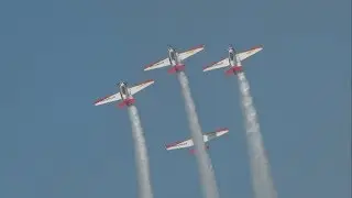 EAA AirVenture 2019 - Aeroshell Aerobatic Team