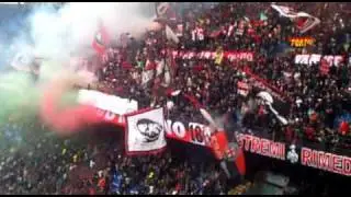 AC Milan Mannschaftsaufstellung und Spielereinlauf ( LIVE ) Ultras Milan Forza Milan