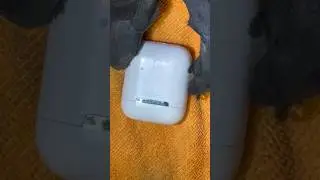 #dryiceblasting #apple #airpods #clean #dryicecleaning #wireless #earbuds #electronic #cleaning