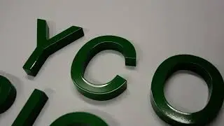 Lettres d&eacute;coup&eacute;es en PVC + Peinture cabine - Enseigne42