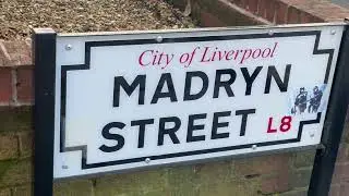 The Beatles Tour of Liverpool- Ringoland!
