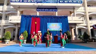 Nhảy bài ca tôm ca
