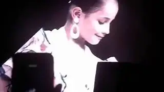 Lejos de tí. Malú Inicio gira Málaga 9.11.18