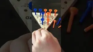 How to play Cracker Barrel peg game