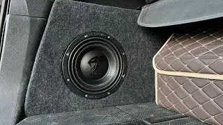 SQ-сабвуфер DL Audio Anaconda 10 в стелс-коробе