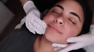 Cirepil Blue Wax Lip And Face Waxing Application