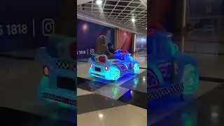 Sambil munggu kaka nobar kita have fun dulu ya adik #dmall