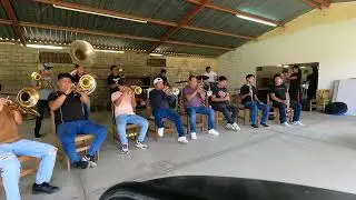 EL FAVORITO | BANDA DM