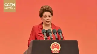 Medalla de la Amistad entregada a Dilma Rousseff, presidenta del Nuevo Banco de Desarrollo