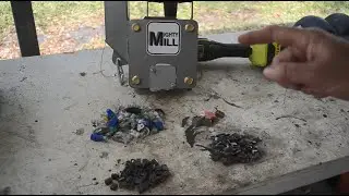 Separating Gold Pins From Electronic Connectors In An Ore Crusher