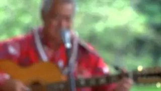 George Kahumoku, Jr. - Ke Welina A Kealoha (HiSessions.com Acoustic Live!)