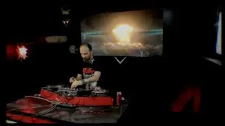 The Dark One - Destruction is beautiful (Breakbeat and other broken music)