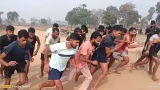Bihar police running Trial#biharpolice#running#video#viralvideo#runningmotivation#police#vardi#yt🏃🏃🏃