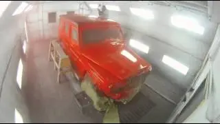Holiday Commercial Red G Wagon Peel Coat    Mercedes Benz