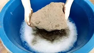 dusty sand bubble 💨 water 💦 crumbling grainy mouthwatering 🤤
