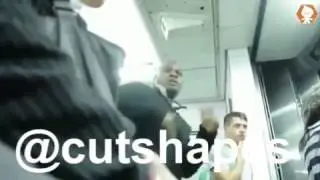 Man #cutshapes on London Tube - funny dance cutshapes