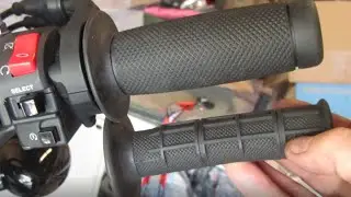 Fitting MOTORCYCLE HANDLEBAR GRIPS The Easy Way Biltwell Renegade Grips