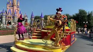 Mickeys Happy Halloween Cavalcade October 2020 Magic Kingdom | Disney Mini Parade | Pandemic Disney