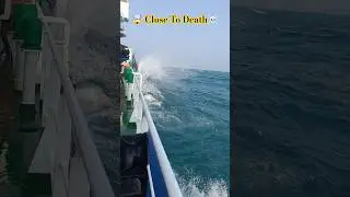 The Most TERRIFYING Life At Sea🤯🌊#marine#roughsea#shorts