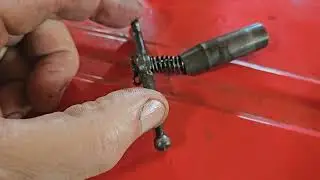 Can't get it up? Lets fix a 3 point hitch hydraulic system on this Vintage Ferguson Tractor