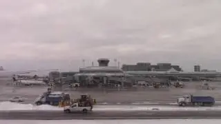 Taxi and Take off from Toronto Pearson Airport &mdash; Air Canada AC 5 &mdash; YYZ - HND