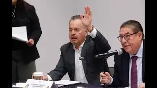 2. Senador del GPPAN Mario V&aacute;zquez Robles durante la reuni&oacute;n de la Comisi&oacute;n de Desarrollo Rural