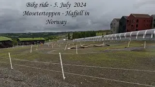 Rainy bike ride from Mosetertoppen center 🚴&zwj;♂️🌧️ Summer mood, views and cabins in Hafjell