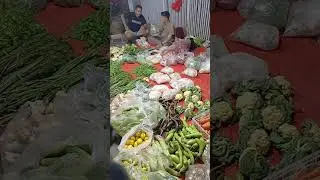 Jualan sayur di malam hari